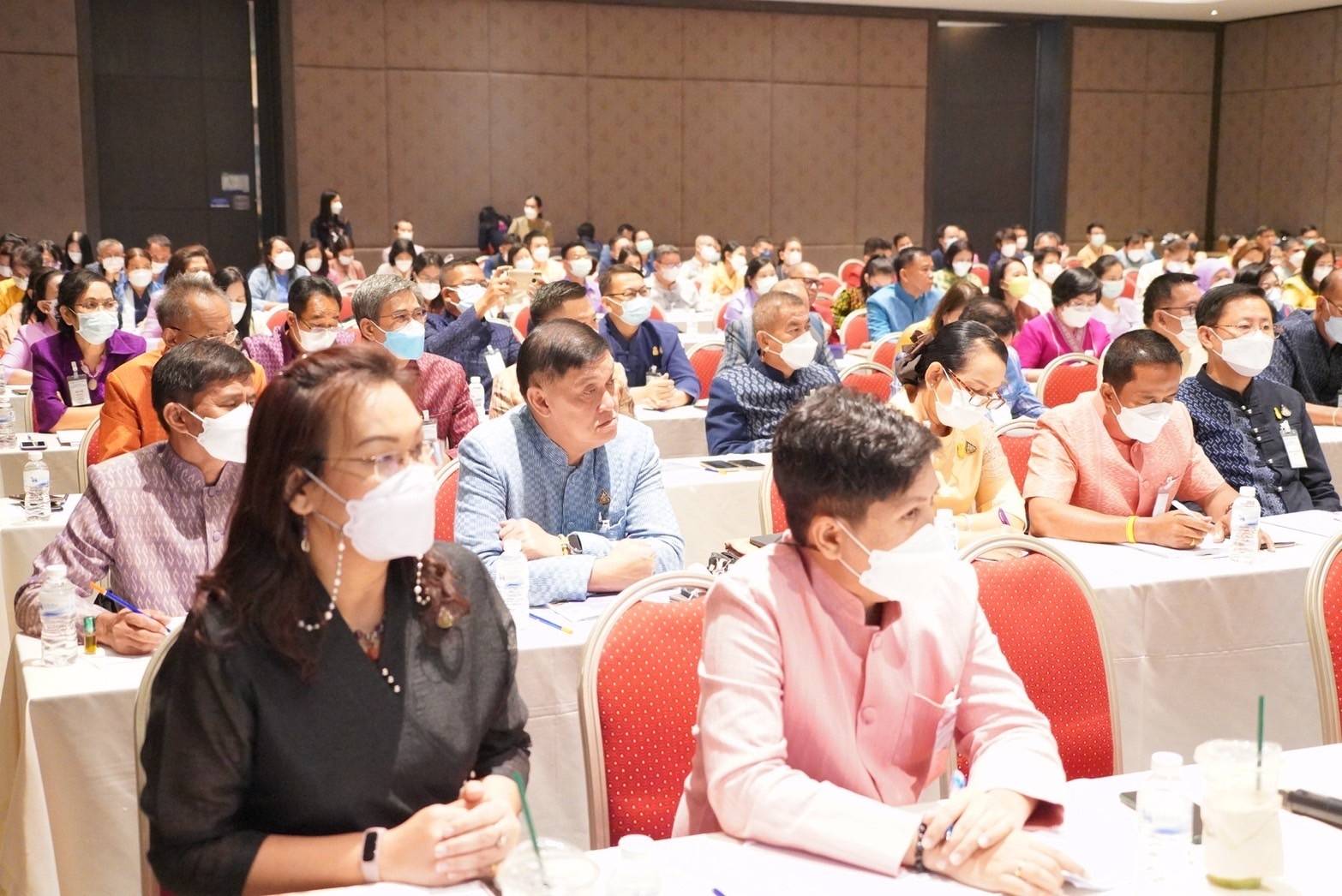 นครพนมร่วมการประชุมเชิงปฏิบัติการสร้างความเข้าใจการขับเคลื่อนการขจัดความยากจนในระดับพื้นที่