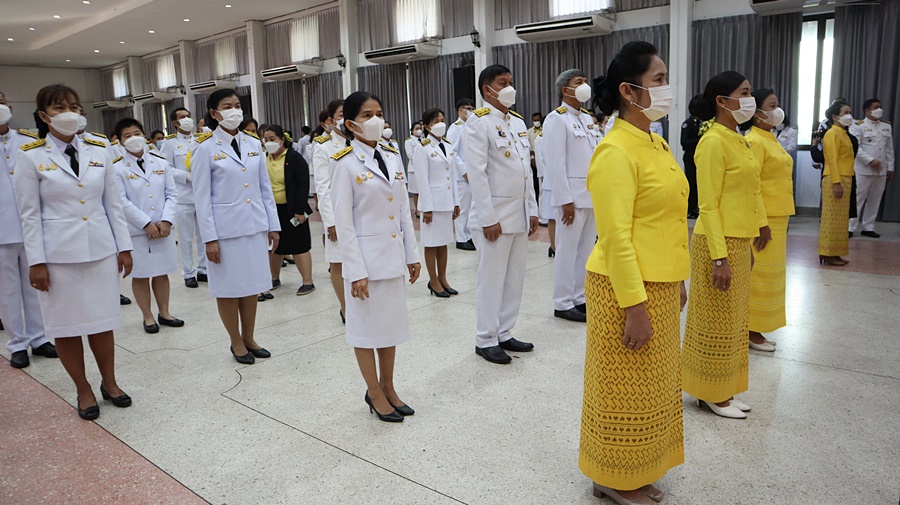 พสกนิกรจังหวัดนครพนม พร้อมใจบำเพ็ญกุศลถวายพ่อหลวง ร.9 เนื่องในวันคล้ายวันพระราชสมภพ วันชาติและวันพ่อแห่งชาติ