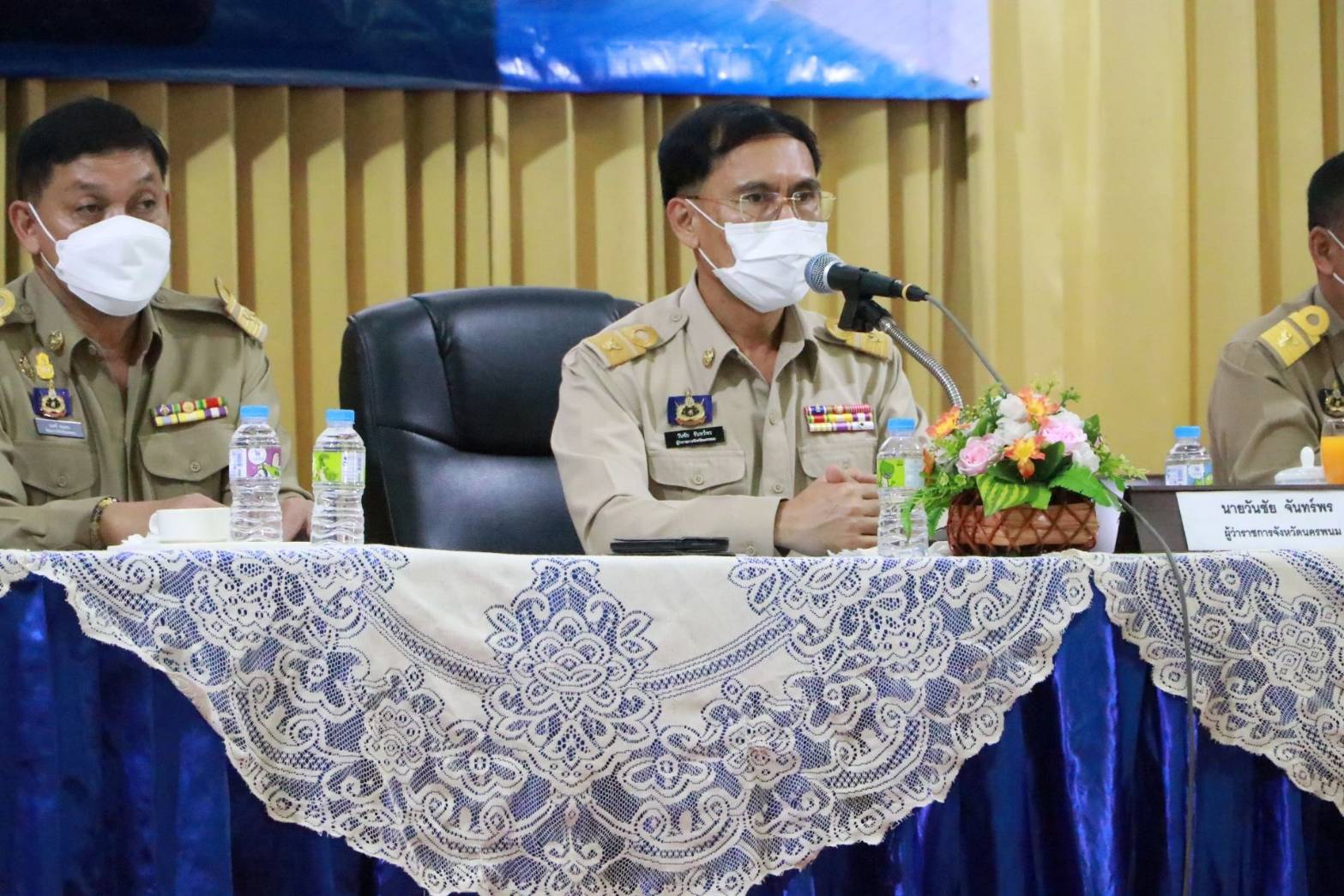 ผู้ว่าราชการจังหวัดนครพนม มอบแนวทางการปฏิบัติราชการและติดตามการดำเนินการขับเคลื่อนนโยบายของรัฐบาล ภารกิจสำคัญของกระทรวง กรม และจังหวัด พื้นที่อำเภอนาแกและอำเภอวังยาง
