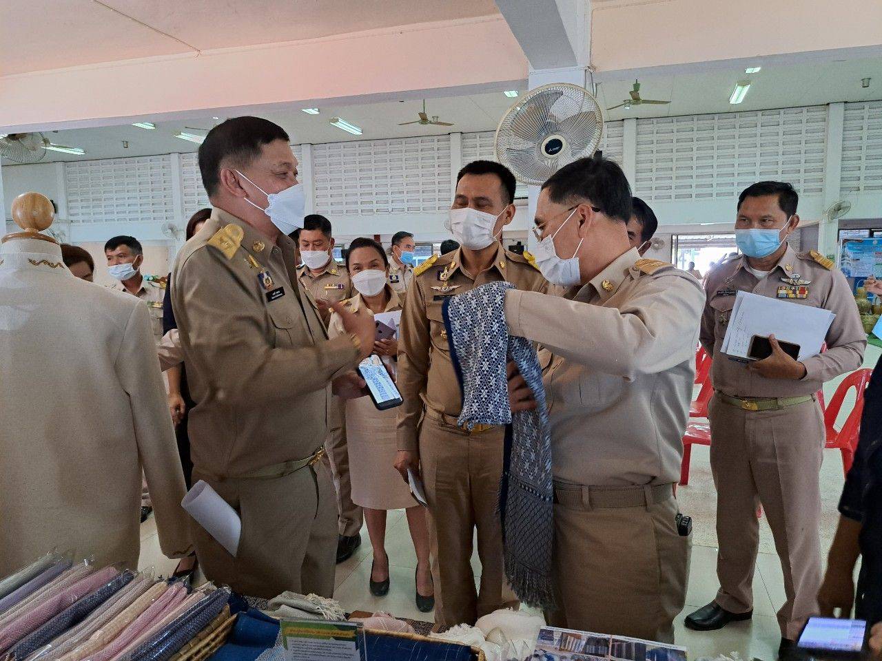 ผู้ว่าราชการจังหวัดนครพนม มอบแนวทางการปฏิบัติราชการและติดตามการดำเนินการขับเคลื่อนนโยบายของรัฐบาล ภารกิจสำคัญของกระทรวง กรม และจังหวัด พื้นที่อำเภอนาแกและอำเภอวังยาง