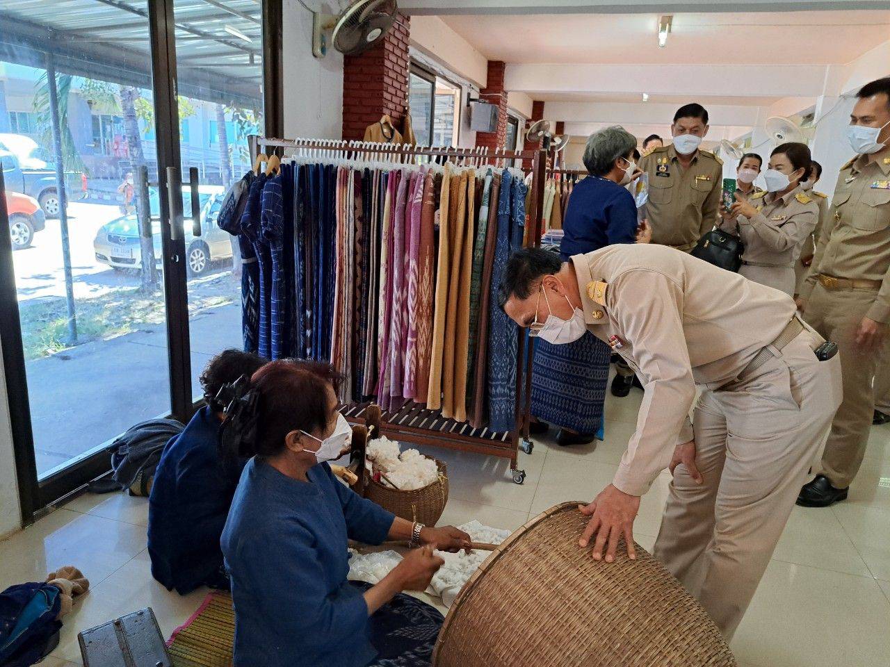 ผู้ว่าราชการจังหวัดนครพนม มอบแนวทางการปฏิบัติราชการและติดตามการดำเนินการขับเคลื่อนนโยบายของรัฐบาล ภารกิจสำคัญของกระทรวง กรม และจังหวัด พื้นที่อำเภอนาแกและอำเภอวังยาง