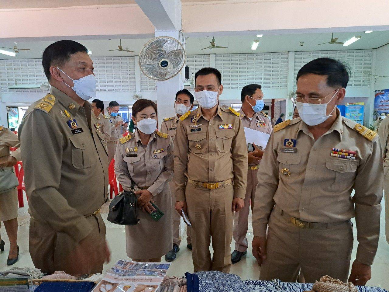 ผู้ว่าราชการจังหวัดนครพนม มอบแนวทางการปฏิบัติราชการและติดตามการดำเนินการขับเคลื่อนนโยบายของรัฐบาล ภารกิจสำคัญของกระทรวง กรม และจังหวัด พื้นที่อำเภอนาแกและอำเภอวังยาง