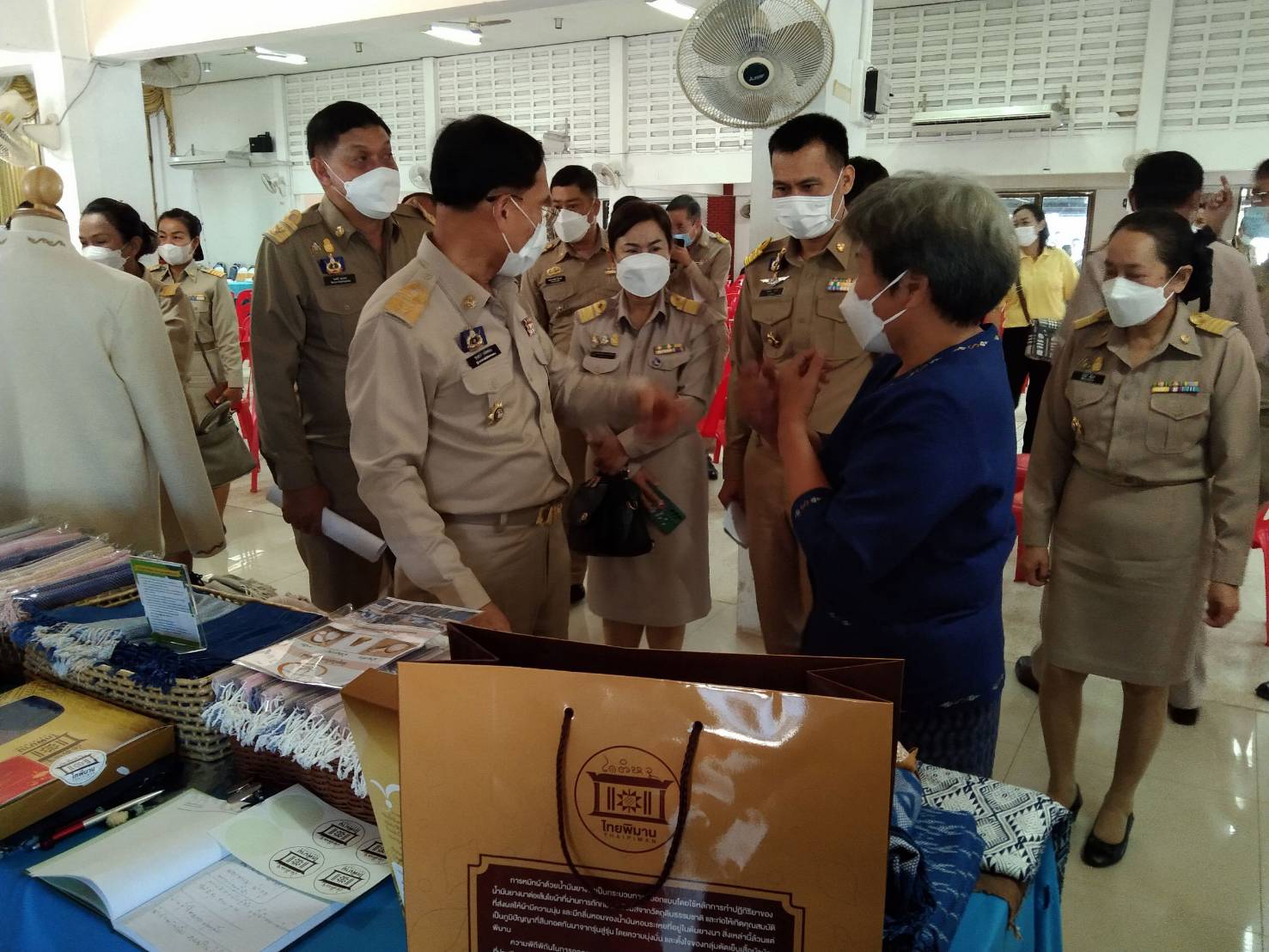 ผู้ว่าราชการจังหวัดนครพนม มอบแนวทางการปฏิบัติราชการและติดตามการดำเนินการขับเคลื่อนนโยบายของรัฐบาล ภารกิจสำคัญของกระทรวง กรม และจังหวัด พื้นที่อำเภอนาแกและอำเภอวังยาง
