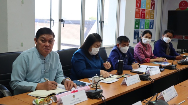 รองผู้ว่าราชการจังหวัดนครพนม มอบแนวทางการขับเคลื่อนนโยบายสู่การปฏิบัติราชการของผู้ว่าราชการจังหวัดนครพนม