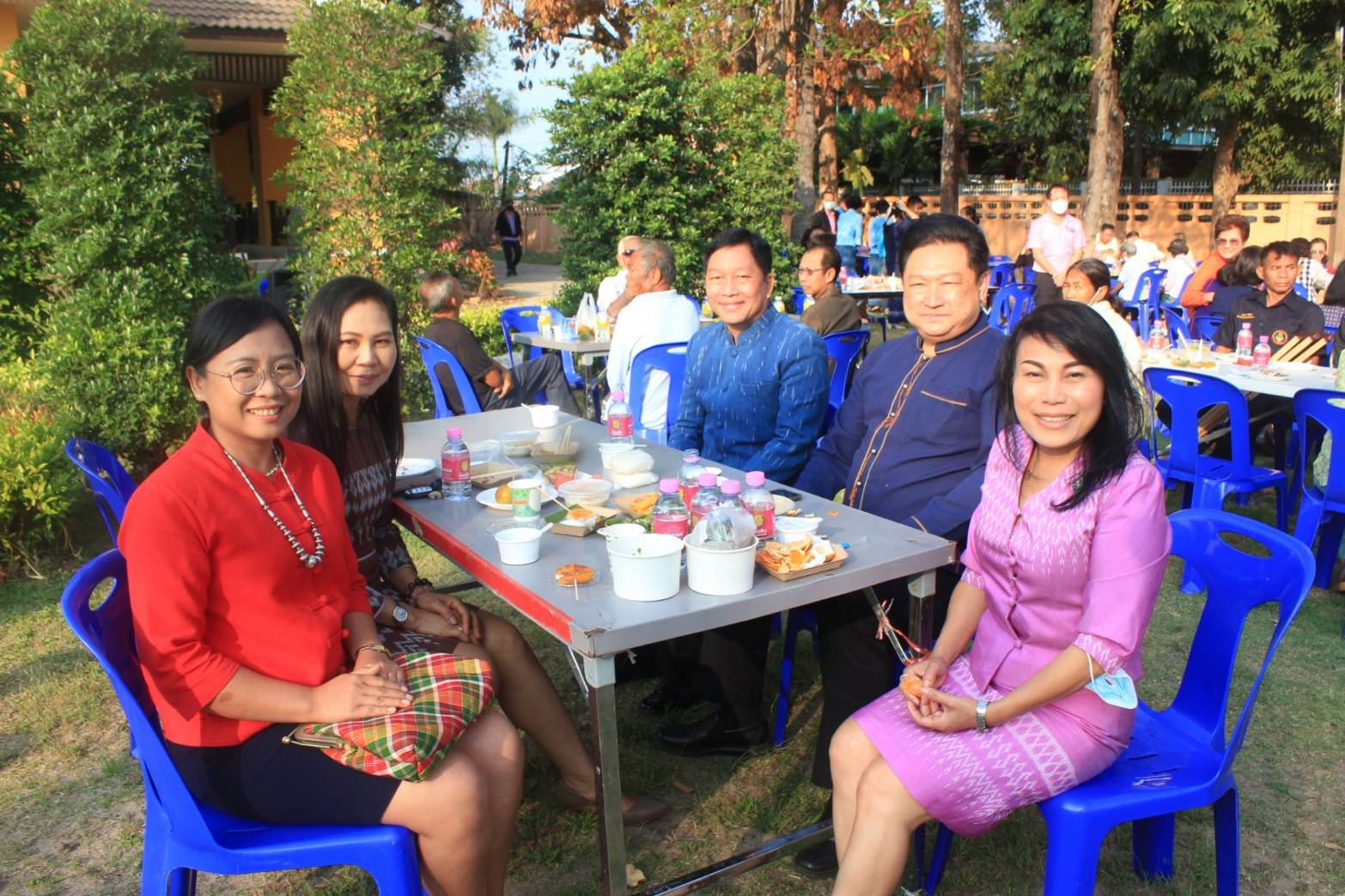พช.นครพนม ร่วมกิจกรรม “กินข้าวกับผู้ว่า ปรับทุกข์ผูกมิตร” ประจำปี 2566