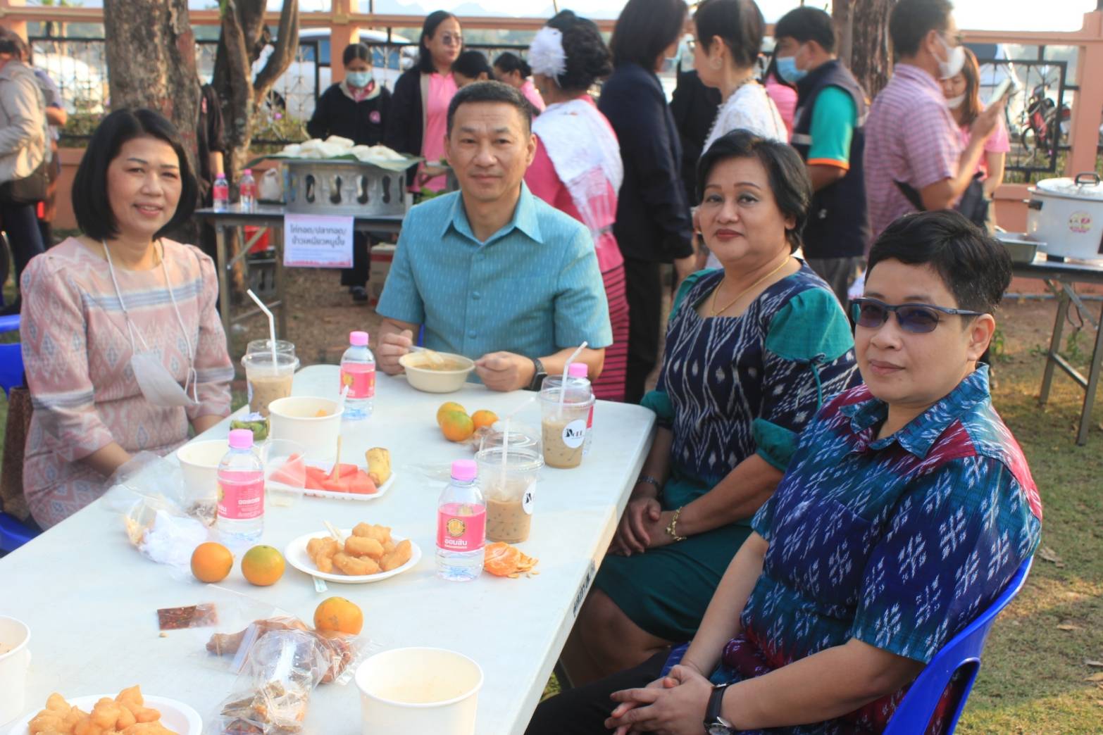 พช.นครพนม ร่วมกิจกรรม “กินข้าวกับผู้ว่า ปรับทุกข์ผูกมิตร” ประจำปี 2566