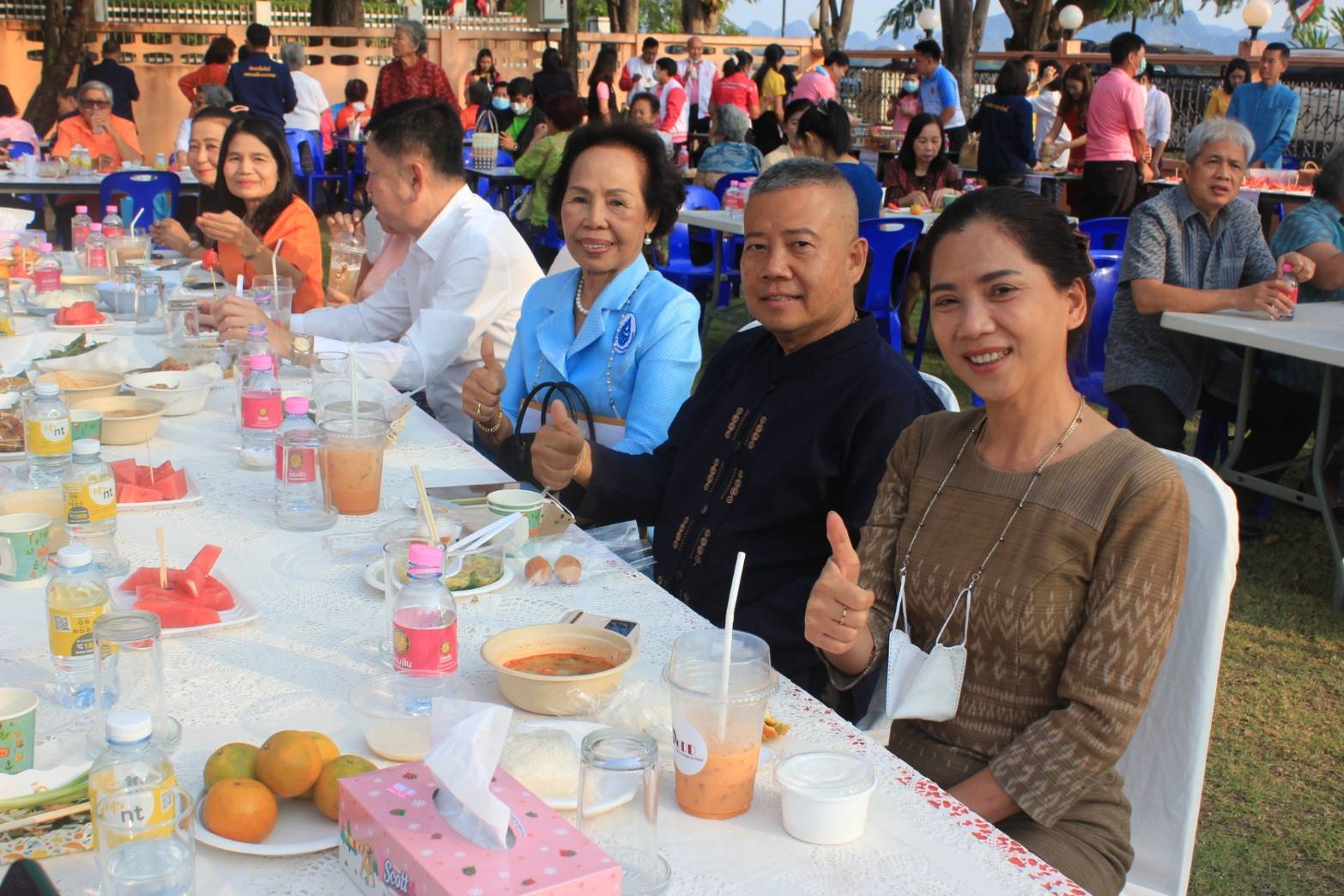 พช.นครพนม ร่วมกิจกรรม “กินข้าวกับผู้ว่า ปรับทุกข์ผูกมิตร” ประจำปี 2566