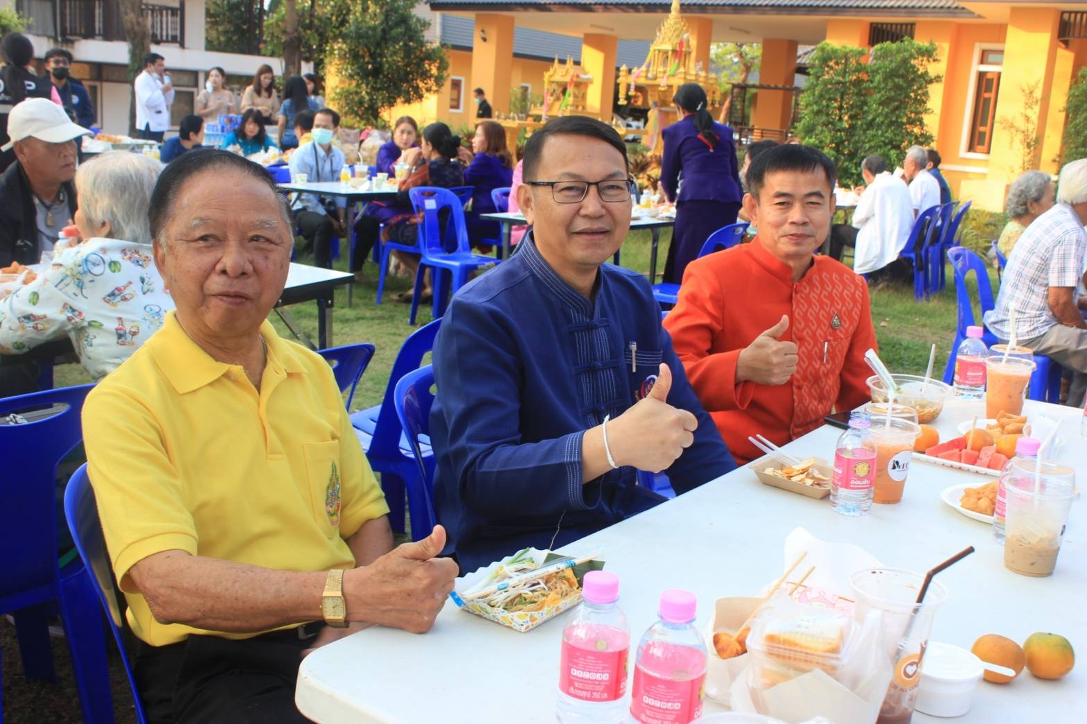 พช.นครพนม ร่วมกิจกรรม “กินข้าวกับผู้ว่า ปรับทุกข์ผูกมิตร” ประจำปี 2566