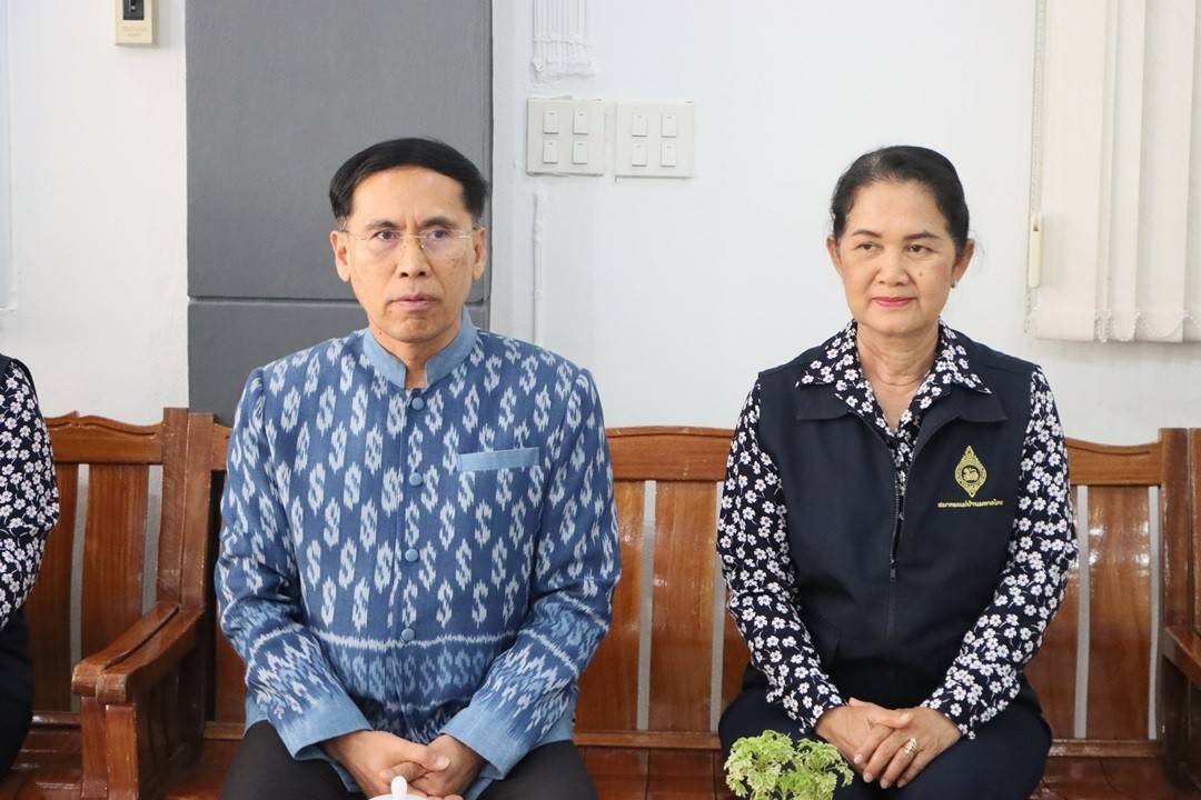 “ผู้ว่าวันชัยฯ ห่วงใยผู้สูงอายุ” นครพนมโถสุขภัณฑ์ปันสุข ลุกนั่งปลอดภัย ห่วงใยผู้สูงอายุ