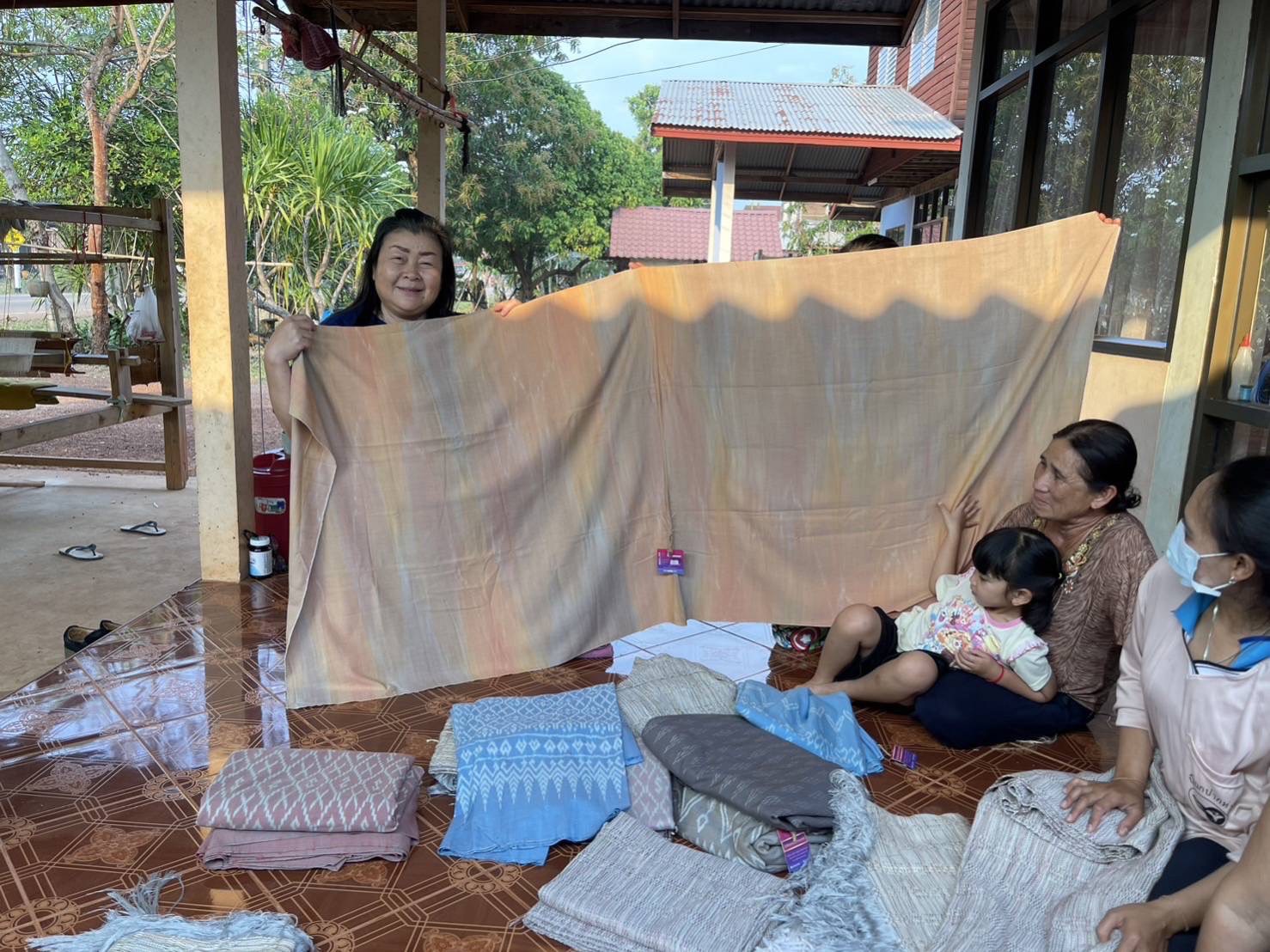 พช.นครพนม เยี่ยมชมความสำเร็จ “โคก หนอง นา ” และอำเภอวังยาง
