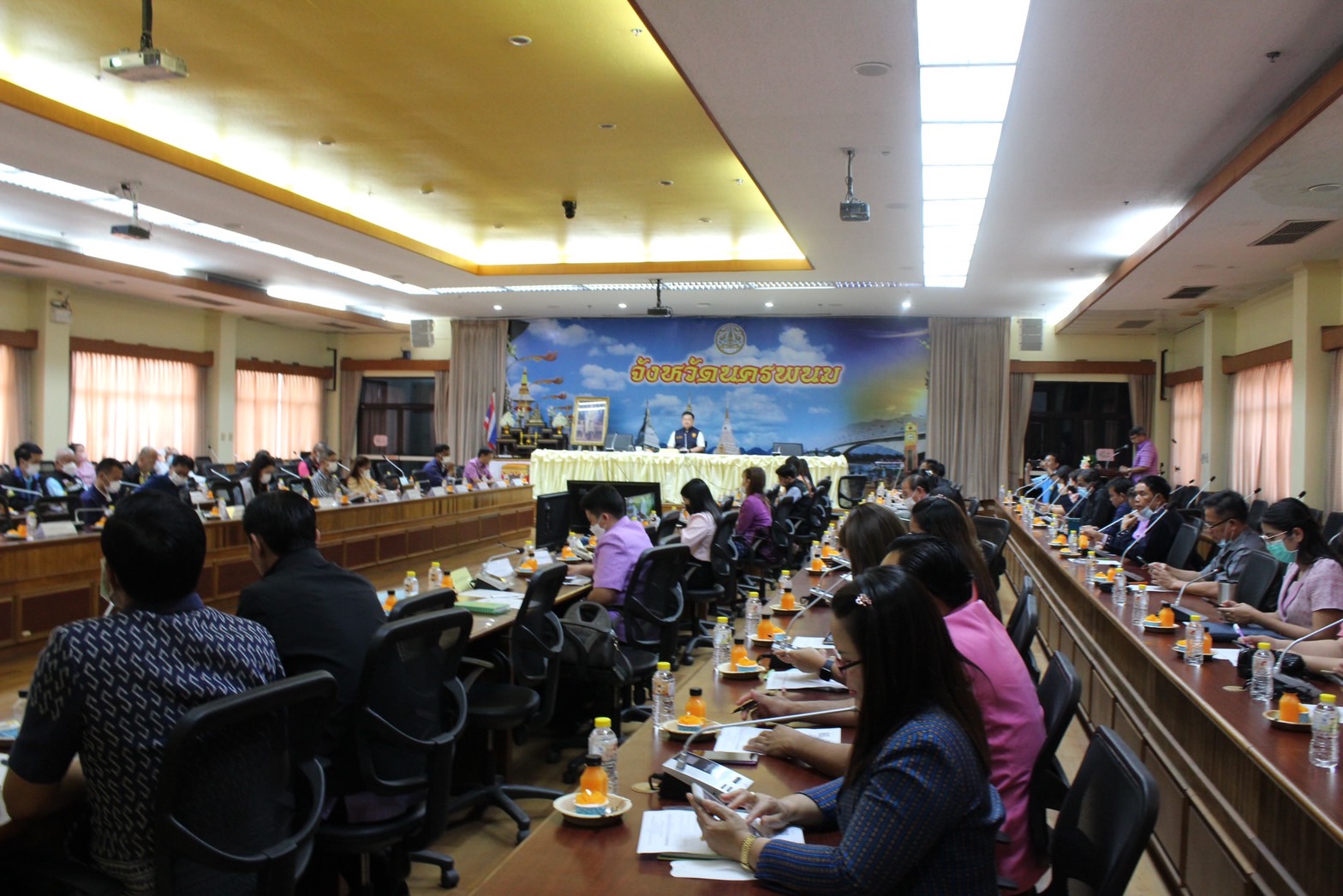 พช.นครพนม ร่วมประชุมกิจกรรมถ่ายทอดองค์ความรู้ โมเดลเศรษฐกิจใหม่ (BCG Model) สู่การพัฒนาที่ยั่งยืนในระดับจังหวัด ประจำปีงบประมาณ 2566