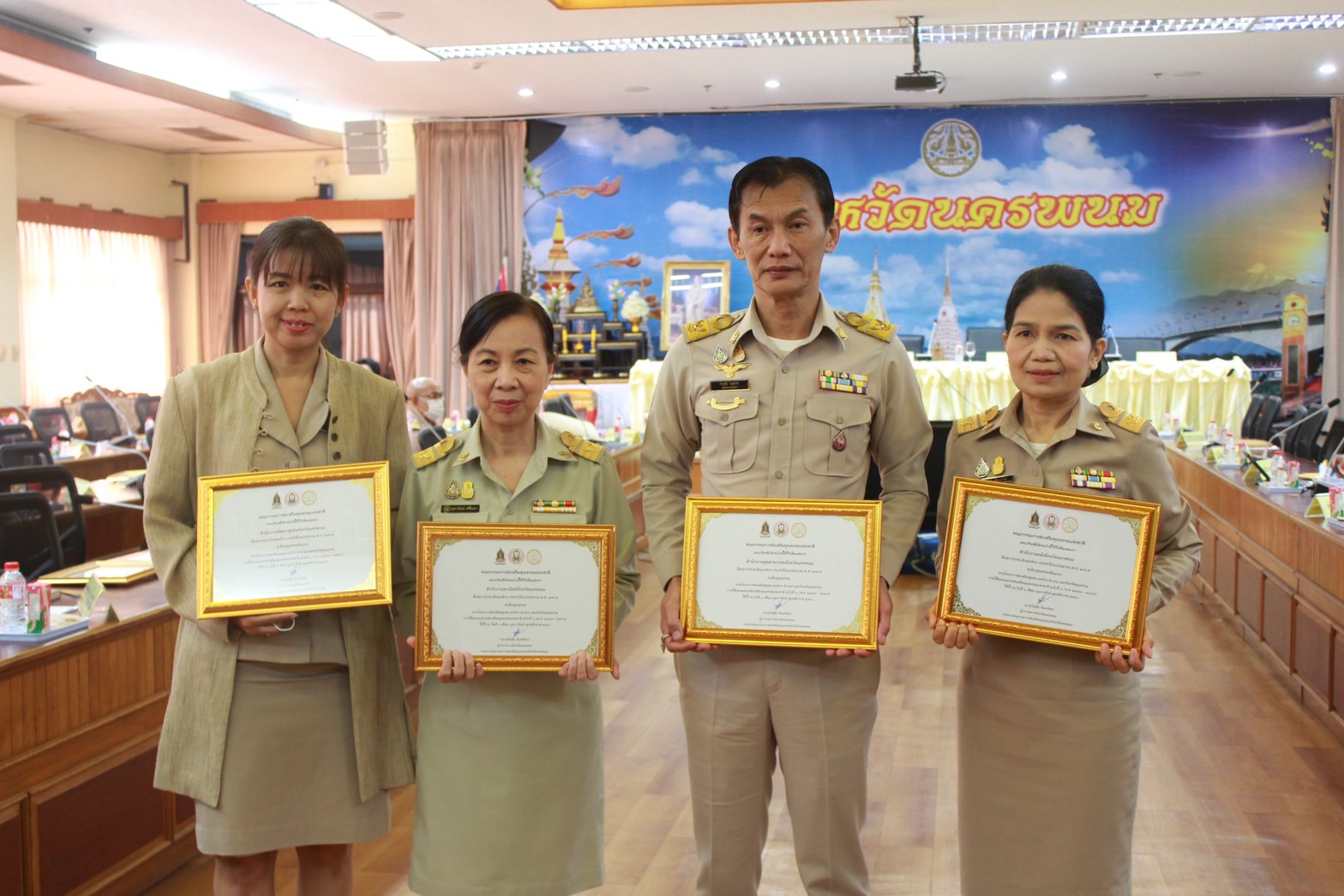 จังหวัดนครพนม ประชุมกรมการจังหวัดนครพนม ครั้งที่ 2/2566
