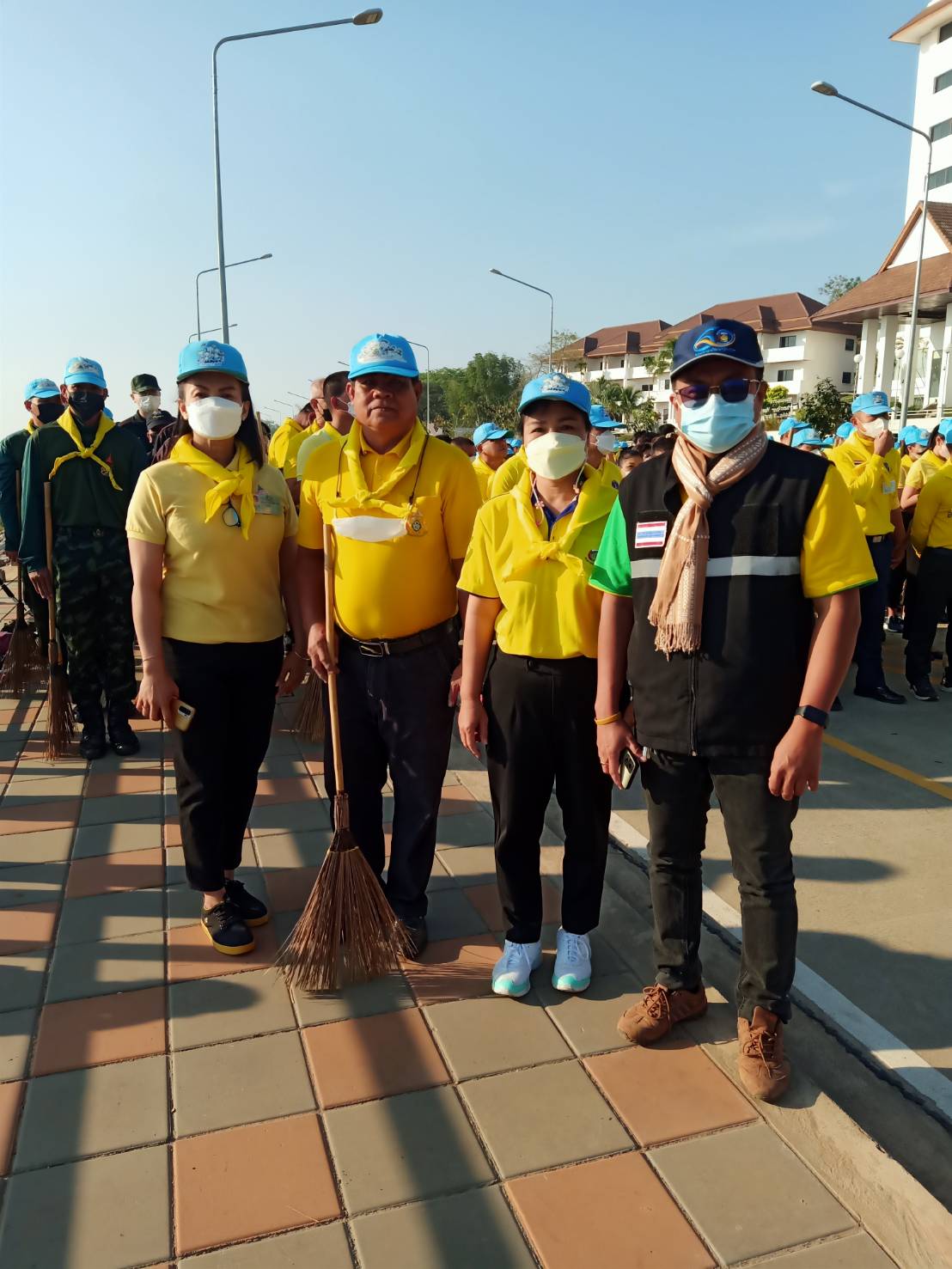 นครพนม จัดกิจกรรมจิตอาสา Big Cleaning เพื่อขับเคลื่อนนโยบายหน้าบ้านน่ามอง นครพนมน่าอยู่