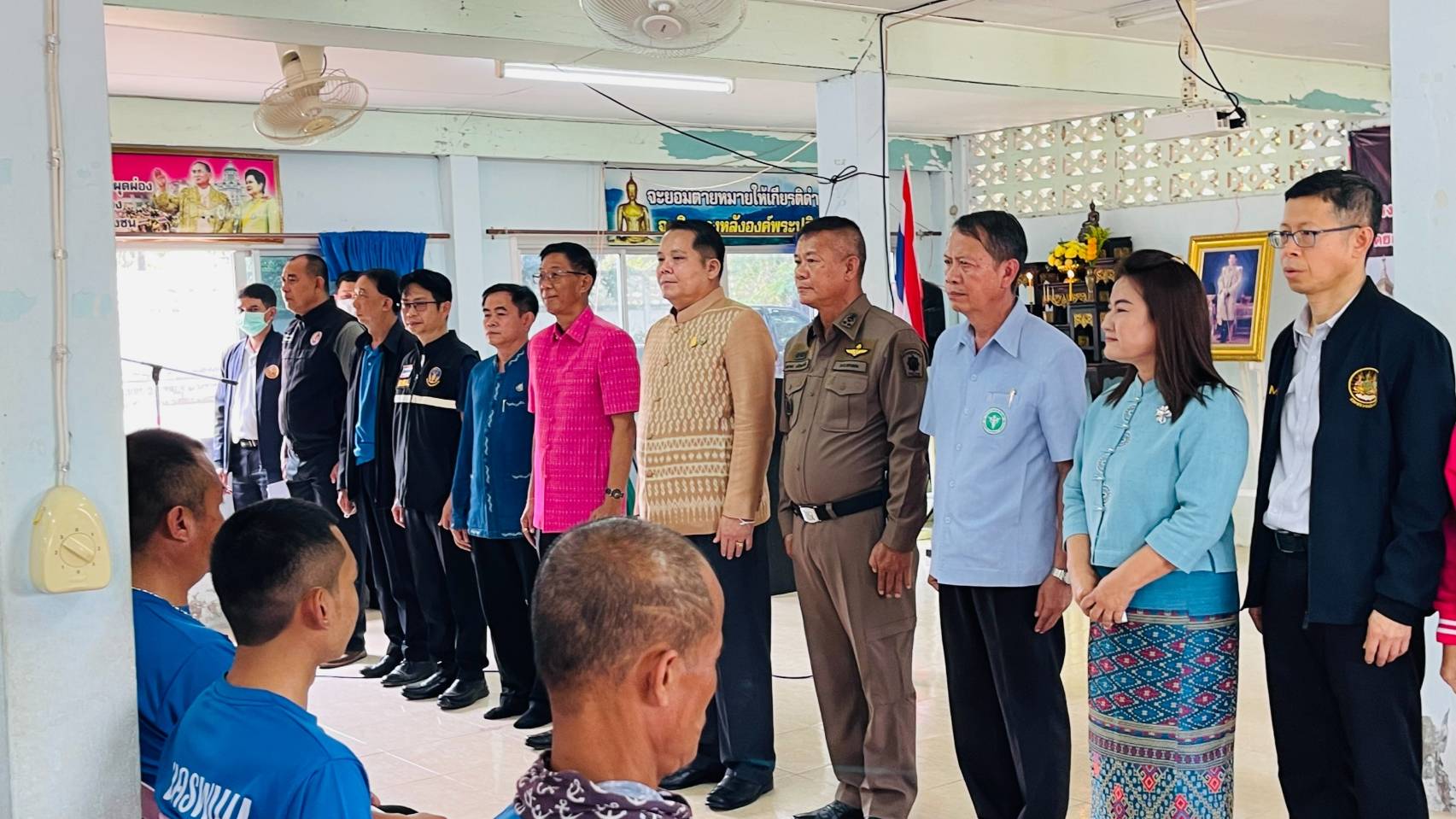 พช.นครพนม ร่วมพิธีปิดโครงการช่วยเหลือผู้เสพ/ผู้ติดยาเสพติดของศูนย์ฟื้นฟูสภาพทางสังคมจังหวัดนครพนม ประจำปีงบประมาณ พ.ศ. 2566