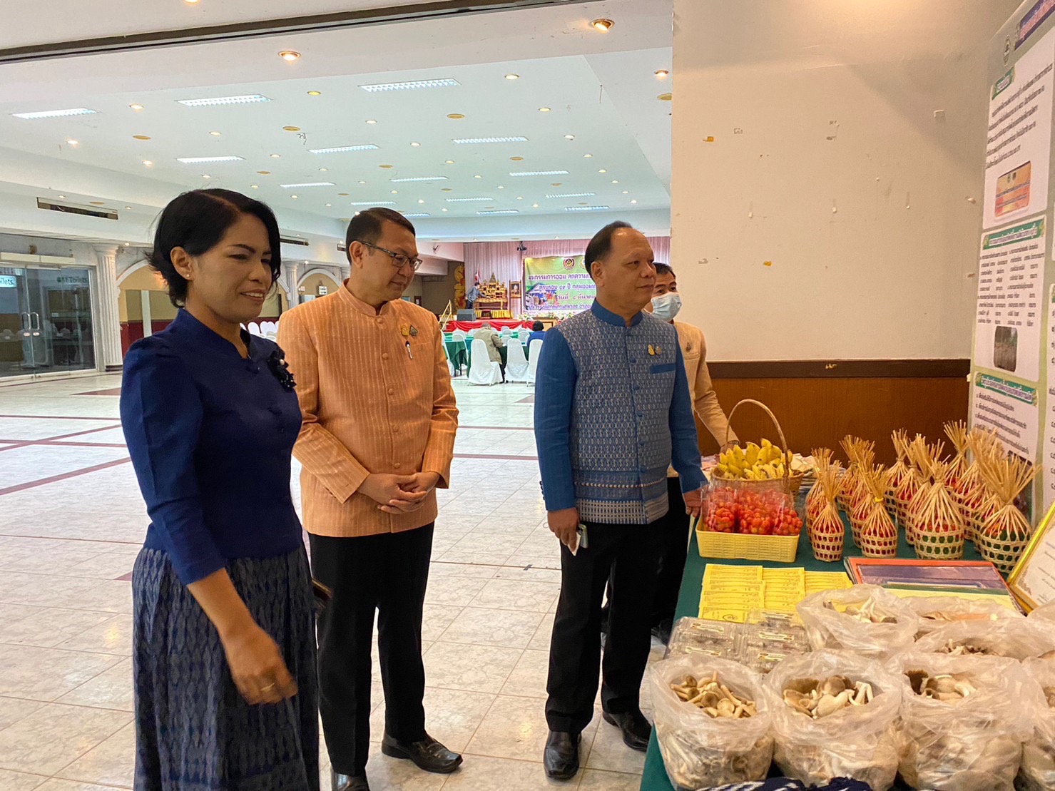 นครพนม โชว์ความสำเร็จกลุ่มออมทรัพย์เพื่อการผลิต ในงานมหกรรมการออม ลดความเหลื่อมล้ำ (ระดับภูมิภาค) ครบรอบ 49 ปี กลุ่มออมทรัพย์เพื่อการผลิต