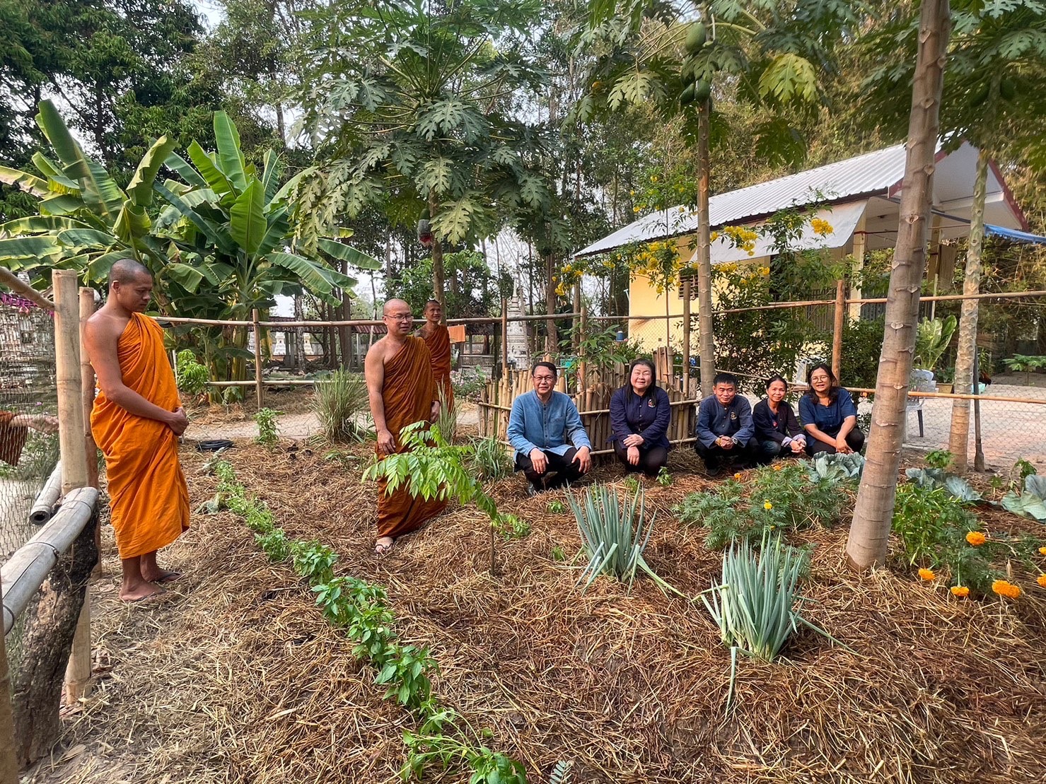นครพนมขับเคลื่อน “โครงการวัด ประชา รัฐ สร้างสุข” อย่างต่อเนื่อง