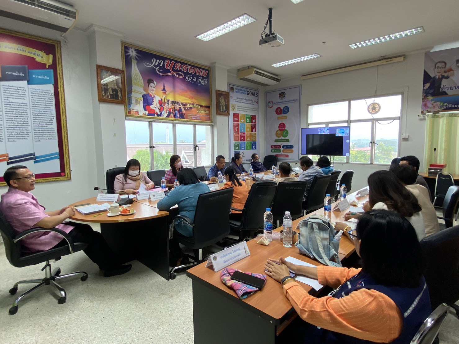 พช.นครพนม ร่วมการประชุมกรมการพัฒนาชุมชน ครั้งที่ 3/2566 ผ่านระบบ Video Conference