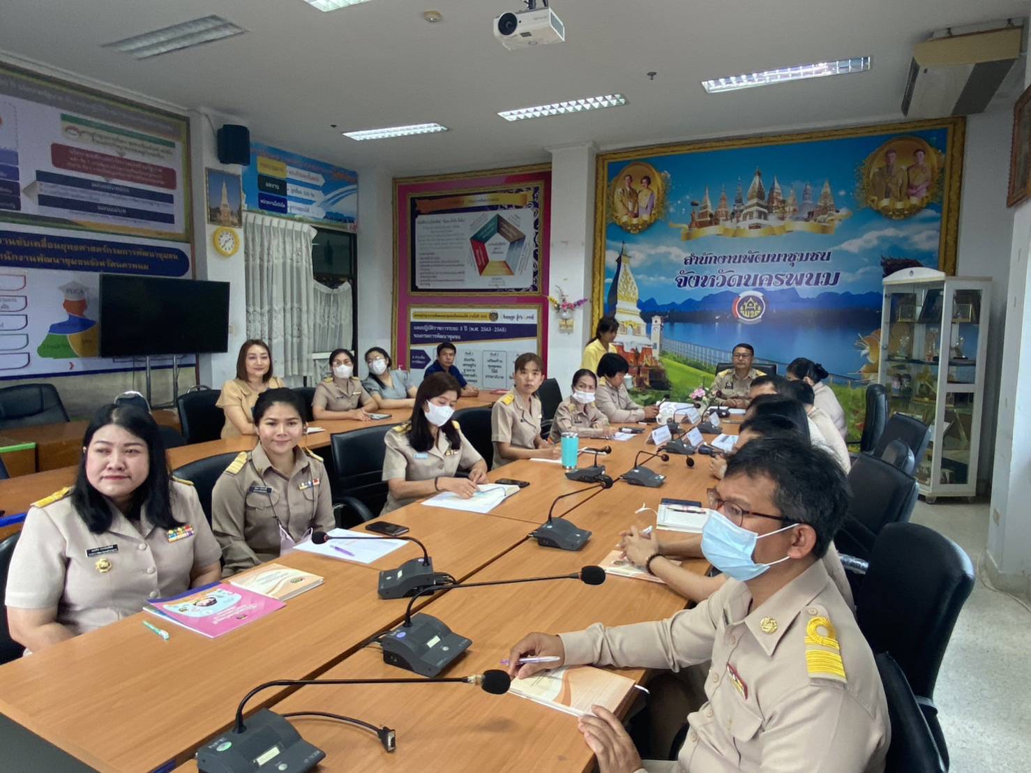 พช.นครพนม ร่วมการประชุมกรมการพัฒนาชุมชน ครั้งที่ 4/2566 ผ่านระบบ Video Conference