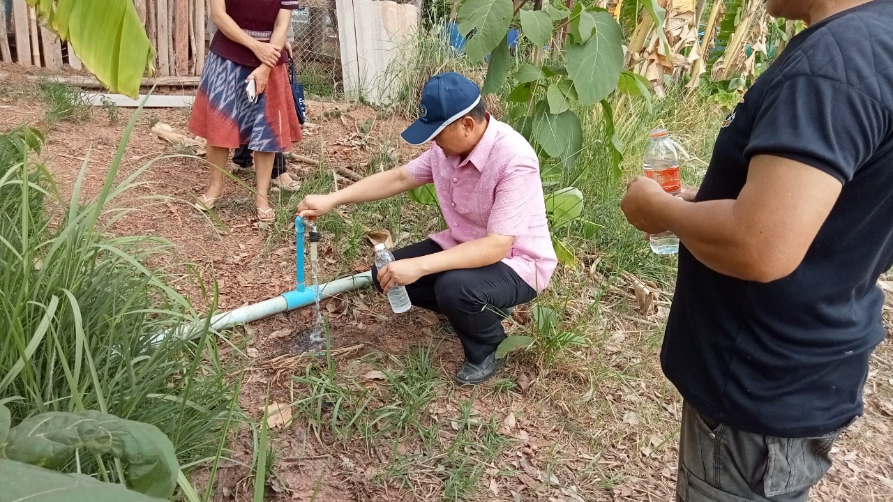 พัฒนาการจังหวัดนครพนม เยี่ยมชมความสำเร็จการขับเคลื่อนงานโครงการพัฒนาพื้นที่ต้นแบบการพัฒนาคุณภาพชีวิตตามหลักทฤษฎีใหม่ ประยุกต์สู่โคกหนองนา ในพื้นที่ตำบลปลาปาก อำเภอปลาปาก จังหวัดนครพนม