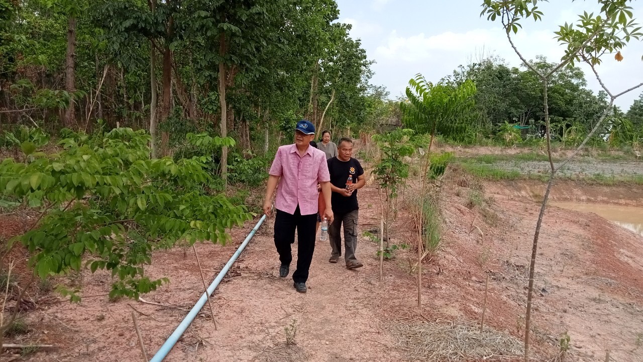 พัฒนาการจังหวัดนครพนม เยี่ยมชมความสำเร็จการขับเคลื่อนงานโครงการพัฒนาพื้นที่ต้นแบบการพัฒนาคุณภาพชีวิตตามหลักทฤษฎีใหม่ ประยุกต์สู่โคกหนองนา ในพื้นที่ตำบลปลาปาก อำเภอปลาปาก จังหวัดนครพนม