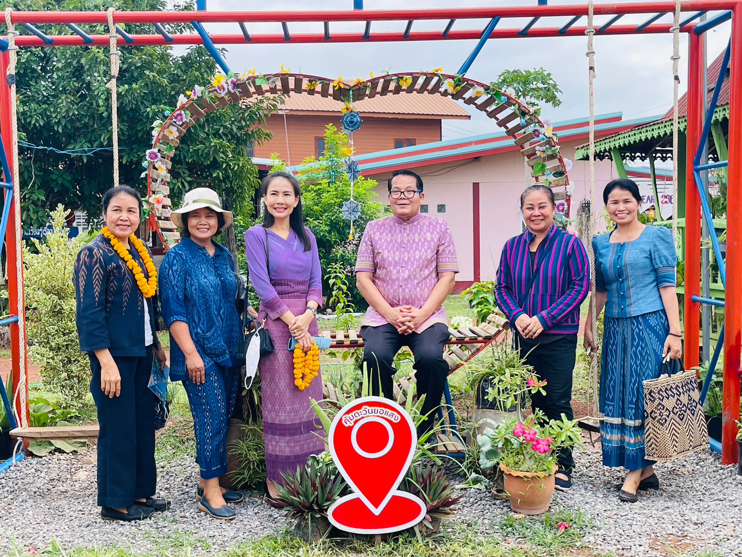 นครพนม ฟอร์มทีมแลกเปลี่ยนประสบการณ์ ศึกษาดูงานบ้านดอนกอย ต้นแบบหมู่บ้านยั่งยืน (Sustainable village) และวิชชาลัยดอนกอย วิถีแห่งการพัฒนาที่ยั่งยืน
