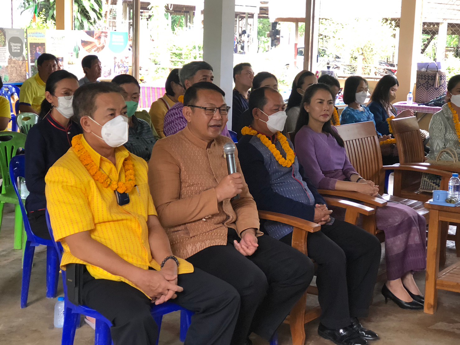 นครพนม ฟอร์มทีมแลกเปลี่ยนประสบการณ์ ศึกษาดูงานบ้านดอนกอย ต้นแบบหมู่บ้านยั่งยืน (Sustainable village) และวิชชาลัยดอนกอย วิถีแห่งการพัฒนาที่ยั่งยืน