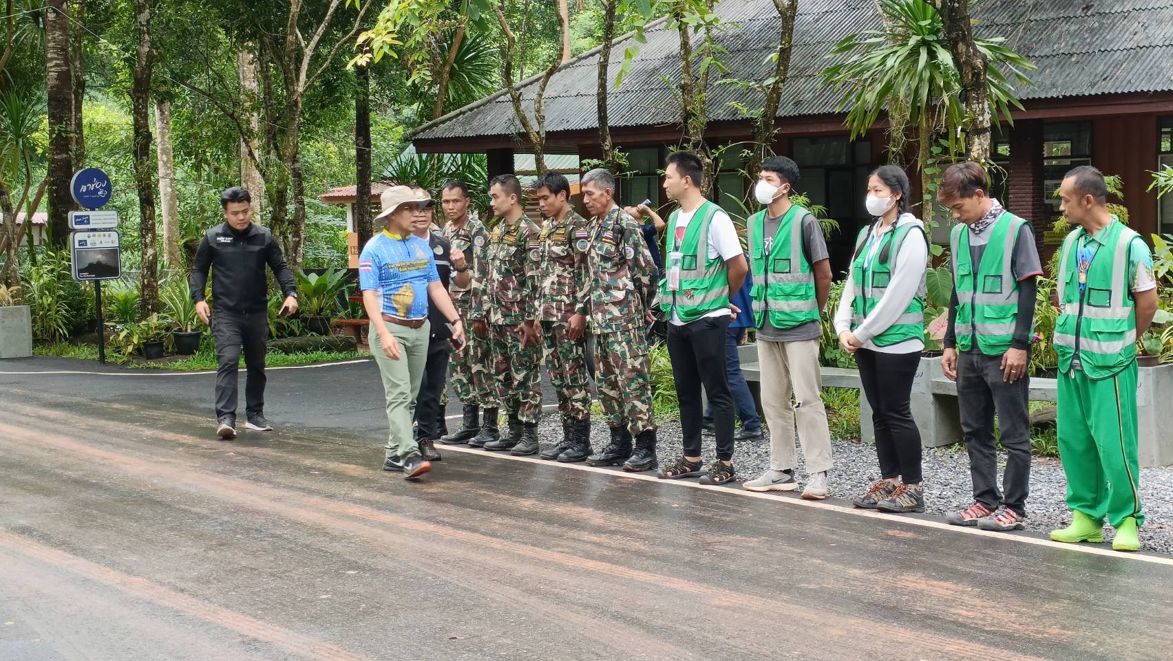 ผู้ว่าฯ นครพนม นำเที่ยวถ้ำนาคี สัมผัสความงดงามทางธรรมชาติ และจุดเช็คอินเศียร์พญานาค 9 จุด ที่สายมูไม่ควรพลาด