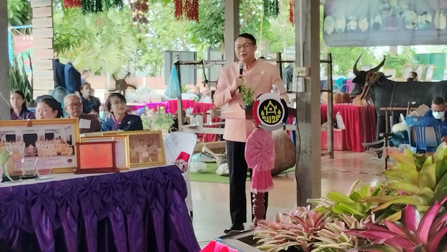 ผต.เขตตรวจราชการที่11 คัดเลือกข้าราชการ ลูกจ้างประจำและพนักงานราชการดีเด่น กรมการพัฒนาชุมชน ประจำปี2566