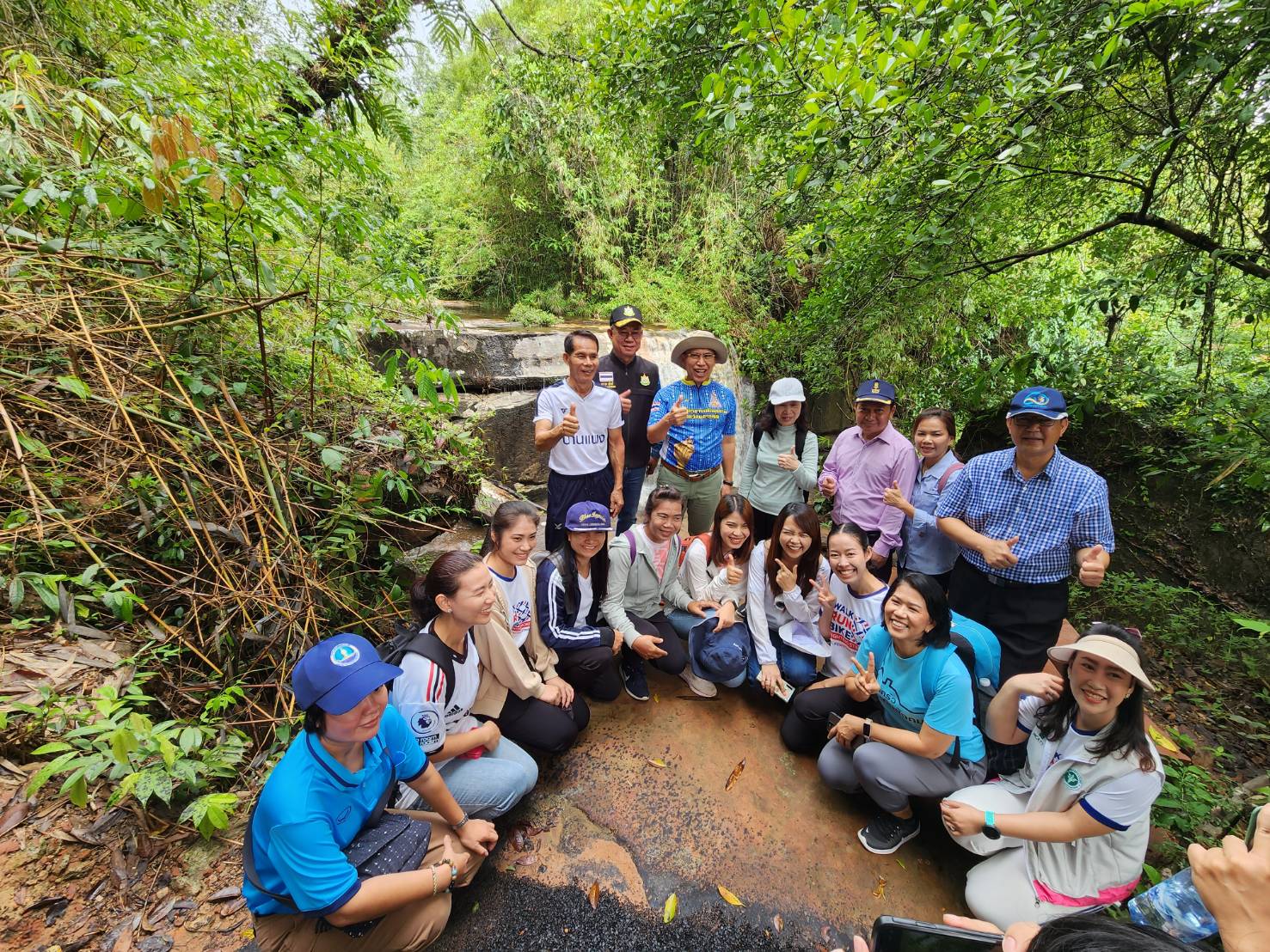 ผู้ว่าฯ นครพนม นำเที่ยวถ้ำนาคี สัมผัสความงดงามทางธรรมชาติ และจุดเช็คอินเศียร์พญานาค 9 จุด ที่สายมูไม่ควรพลาด