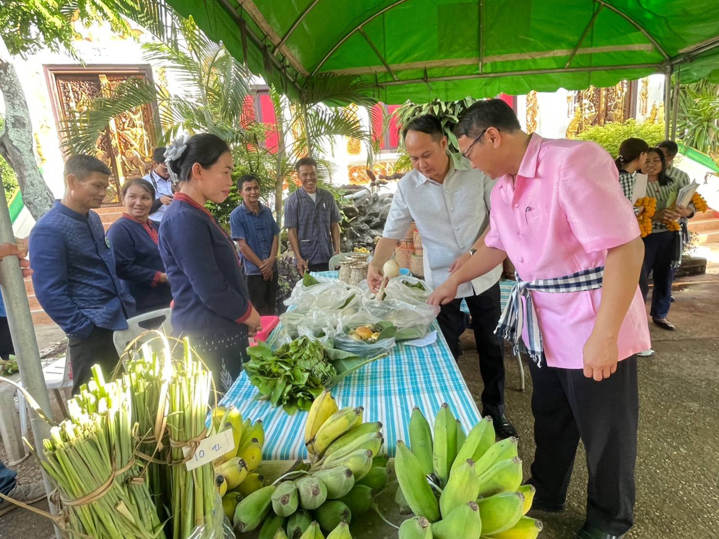 นครพนม คัดสรรสุดยอดกิจกรรมพัฒนาชุมชนดีเด่น ประจำปี 2566 ในพื้นที่อำเภอโพนสวรรค์ และอำเภอนาหว้า