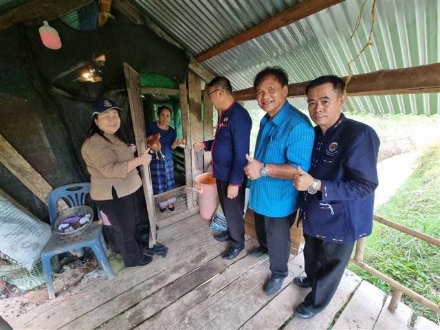 พช.นครพนม  เยี่ยมชมความสำเร็จโครงการพัฒนาหมู่บ้านเศรษฐกิจพอเพียง กิจกรรมพัฒนาศูนย์เรียนรู้ทฤษฎีใหม่ประยุกต์สู่ “โคก หนอง นา” พื้นที่อำเภอท่าอุเทน