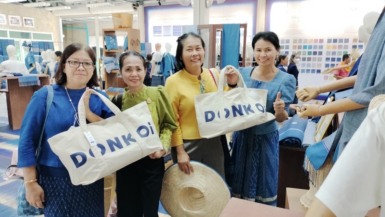 นครพนม ฟอร์มทีมแลกเปลี่ยนประสบการณ์ ศึกษาดูงานบ้านดอนกอย ต้นแบบหมู่บ้านยั่งยืน (Sustainable village) และวิชชาลัยดอนกอย วิถีแห่งการพัฒนาที่ยั่งยืน
