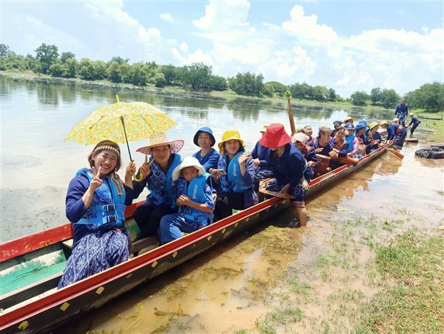 พช.นครพนม ร่วมประชาสัมพันธ์หมู่บ้านท่องเที่ยว OTOP Village พื้นที่ตำบลหนองสังข์ อำเภอนาแก จังหวัดนครพนม