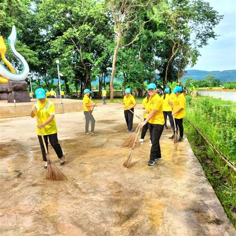 จังหวัดนครพนม   จัดกิจกรรมเฉลิมพระเกียรติพระบาทสมเด็จพระปรเมนทรรามาธิบดีศรีสินทรมหาวชิราลงกรณ พระวชิรเกล้าเจ้าอยู่หัว เนื่องในโอกาสวันเฉลิมพระชนมพรรษา 28 กรกฎาคม 2566 “จิตอาสาพัฒนาชุมชน เอามื้อสามัคคี ทำความดีถวายในหลวง”