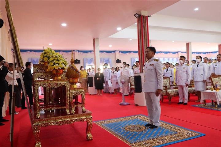 พช.นครพนม ร่วมทำบุญตักบาตรและปล่อยพันธุ์สัตว์น้ำถวายพระราชกุศลเป็นพระบาทสมเด็จพระเจ้าอยู่หัว เนื่องในโอกาสวันเฉลิมพระชนมพรรษา 28 กรกฎาคม 2566