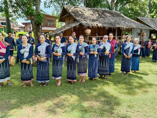 พช.นครพนม ร่วมประชาสัมพันธ์หมู่บ้านท่องเที่ยว OTOP Village พื้นที่ตำบลหนองสังข์ อำเภอนาแก จังหวัดนครพนม