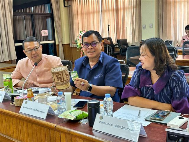 จังหวัดนครพนม ประชุมคัดเลือกผลิตภัณฑ์เข้าประกวดและเผยแพร่ผลการดำเนินงานเครือข่ายองค์ความรู้ KBO