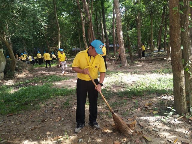 จังหวัดนครพนม   จัดกิจกรรมจิตอาสาเนื่องในวันคล้ายวันพระบรมราชสมภพพระบาทสมเด็จพระเจ้าอยู่หัว ประจำปี 2566