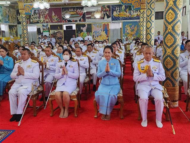 พช.นครพนม   ร่วมพิธีทำบุญตักบาตรและปล่อยพันธุ์สัตว์น้ำถวายพระราชกุศลสมเด็จพระนางเจ้าสิริกิติ์ พระบรมราชชนนีพันปีหลวง เนื่องในโอกาสวันเฉลิมพระชนมพรรษา 12 สิงหาคม 2566