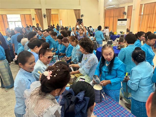 นครพนม จัดกิจกรรม “รำลึกพระคุณแม่” เพื่อเฉลิมพระเกียรติสมเด็จพระนางเจ้าสิริกิติ์ พระบรมราชินีนาถ พระบรมราชชนนีพันปีหลวง เนื่องในโอกาสวันเฉลิมพระชนมพรรษา 12 สิงหาคม 2566