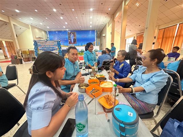 นครพนม จัดกิจกรรม “รำลึกพระคุณแม่” เพื่อเฉลิมพระเกียรติสมเด็จพระนางเจ้าสิริกิติ์ พระบรมราชินีนาถ พระบรมราชชนนีพันปีหลวง เนื่องในโอกาสวันเฉลิมพระชนมพรรษา 12 สิงหาคม 2566