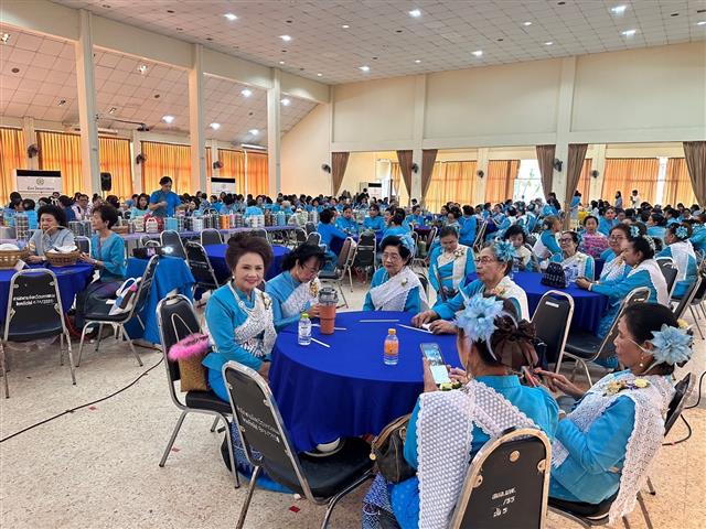 นครพนม จัดกิจกรรม “รำลึกพระคุณแม่” เพื่อเฉลิมพระเกียรติสมเด็จพระนางเจ้าสิริกิติ์ พระบรมราชินีนาถ พระบรมราชชนนีพันปีหลวง เนื่องในโอกาสวันเฉลิมพระชนมพรรษา 12 สิงหาคม 2566