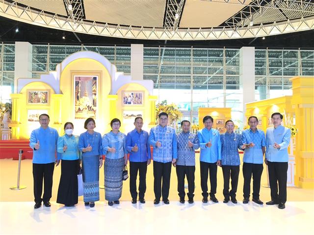 นครพนม ชวนเที่ยวมหกรรมงานช้อป ครั้งยิ่งใหญ่  “ศิลปาชีพประทีปไทย OTOP หลอมดวงใจด้วยพระบารมี ปี 2566” วันที่ 3