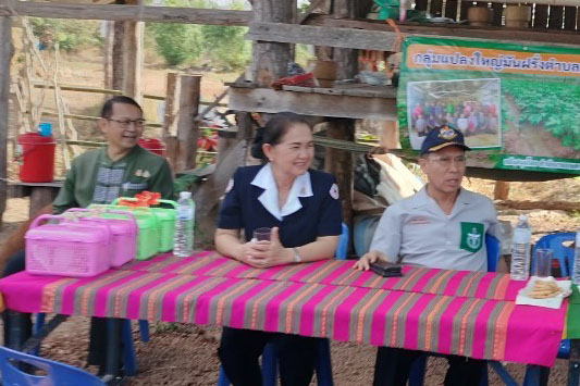 ผู้ว่าฯ นครพนม ส่งเสริมกลุ่มเกษตรกรแปลงใหญ่ผู้ปลูกมันฝรั่ง โดยใช้ระบบสูบน้ำพลังงานแสงอาทิตย์  ลดรายจ่าย สร้างรายได้ ผลักดันกลุ่มอาชีพใหม่ให้กับเกษตรกรในพื้นที่ห่างไกล สู่การพัฒนาคุณภาพชีวิตที่ยั่งยืน