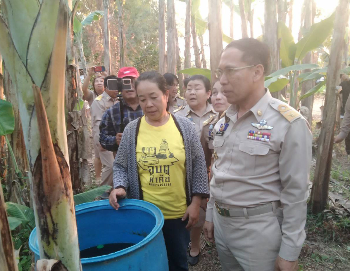 จังหวัดนครพนม   ลงพื้นที่ประเมินศักยภาพและความเหมาะสม เพื่อเตรียมการขับเคลื่อนกระบวนการห่วงโซ่การผลิตกล้วย “จากใบตองกล้วยธรรมดา สู่ มูลค่าเพิ่มทางเศรษฐกิจ”