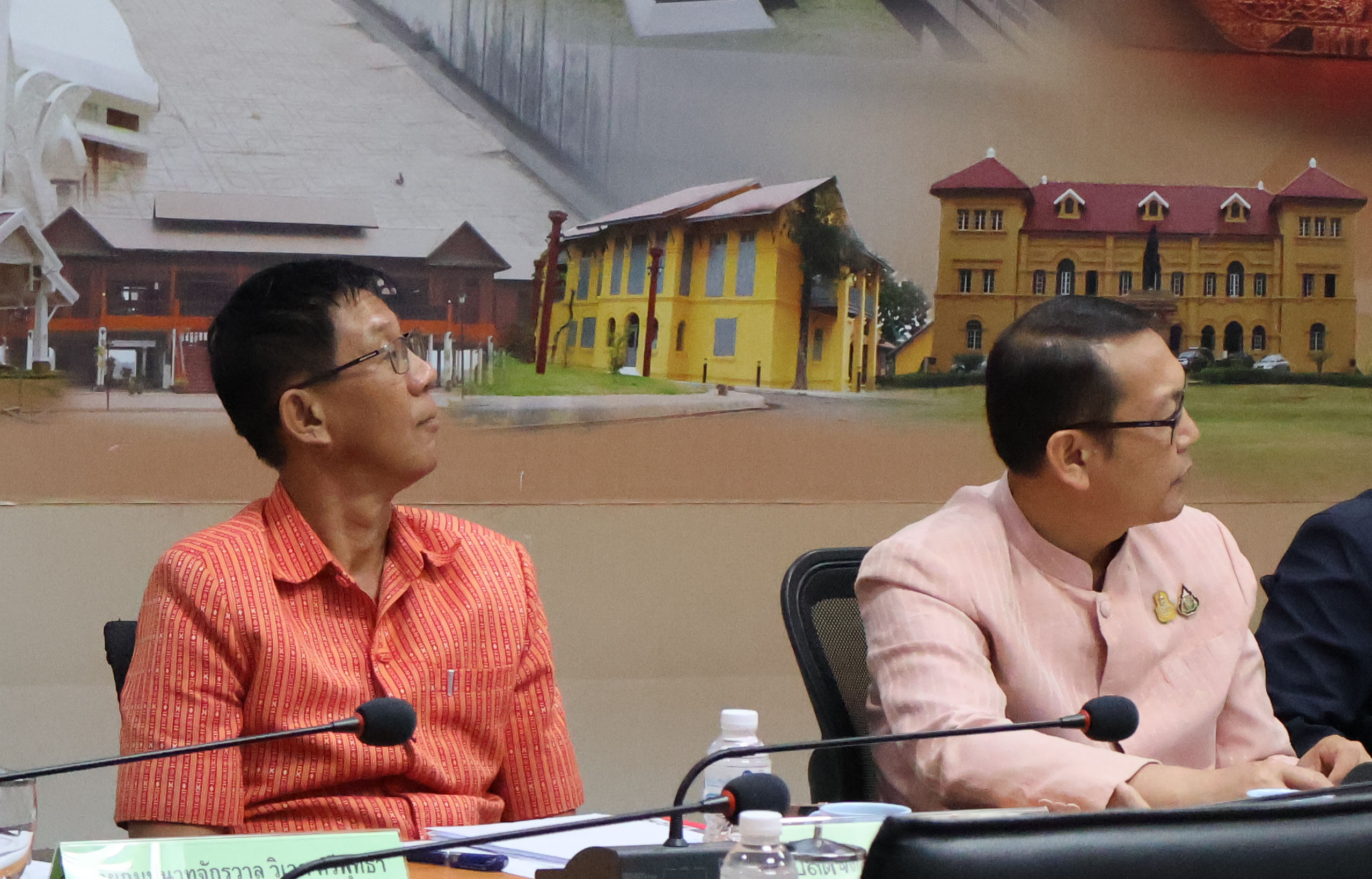 จังหวัดนครพนม    ร่วมการประชุมขับเคลื่อนและติดตามนโยบายของรัฐบาลและภารกิจสำคัญของปลัดกระทรวงมหาดไทย ประจำปีงบประมาณพ.ศ 2567 เดือนมกราคม 2567 ผ่านระบบวีดิทัศน์ทางไกล vcs