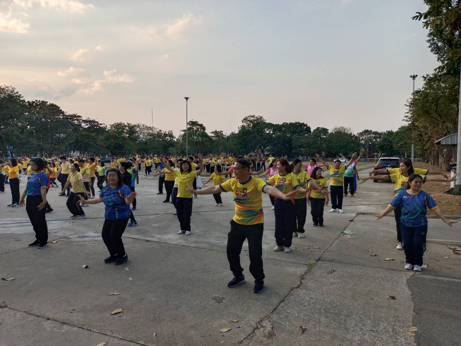 พช.นครพนม ร่วมกิจกรรม Exercise สร้างนิสัยออกกำลังกาย ทุกวันพุธ