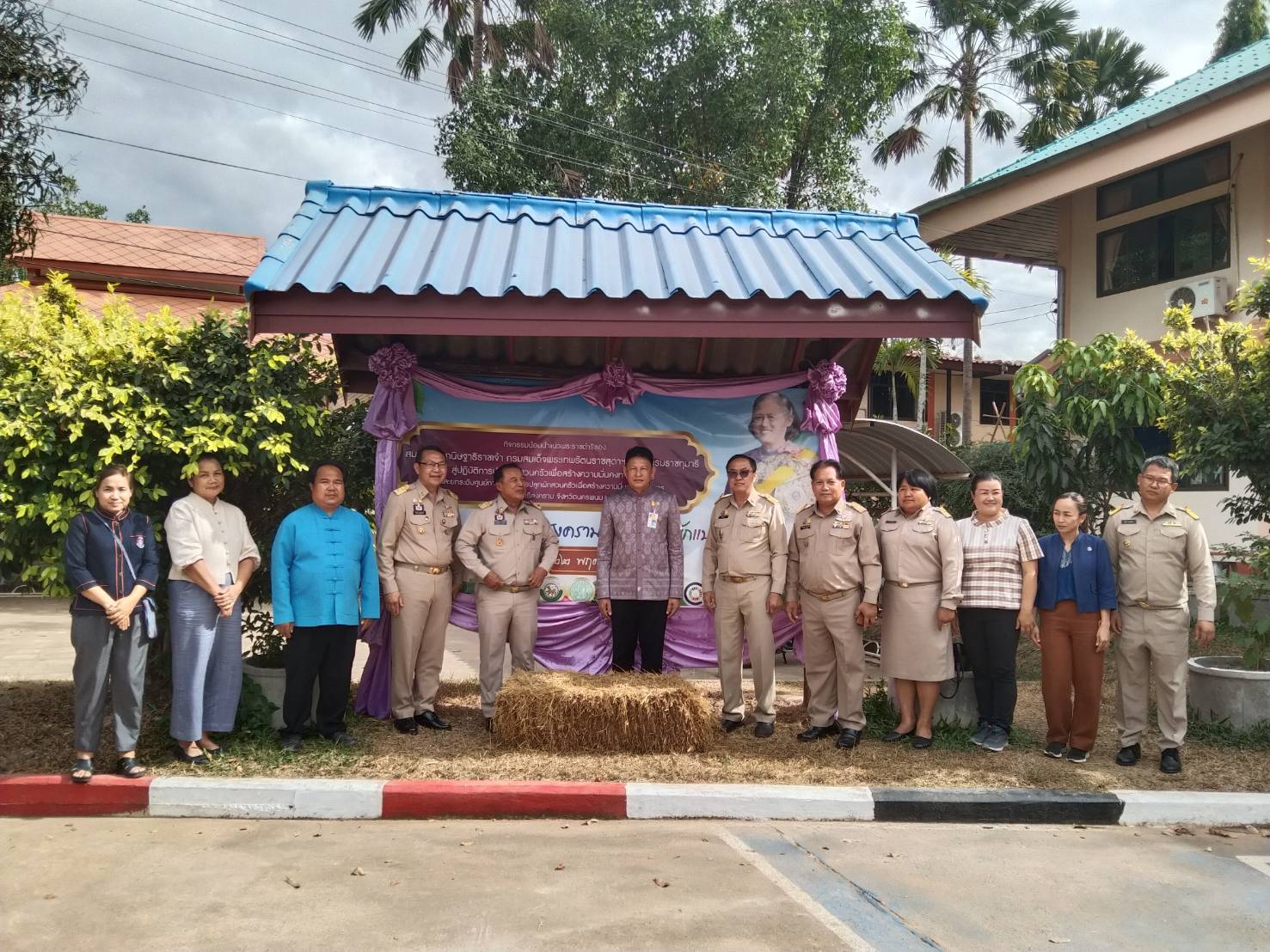 ผู้ตรวจราชการกรมฯ   เขตที่11  ลงพื้นที่เยี่ยมชมผลสำเร็จการสร้างความมั่นคงทางอาหาร