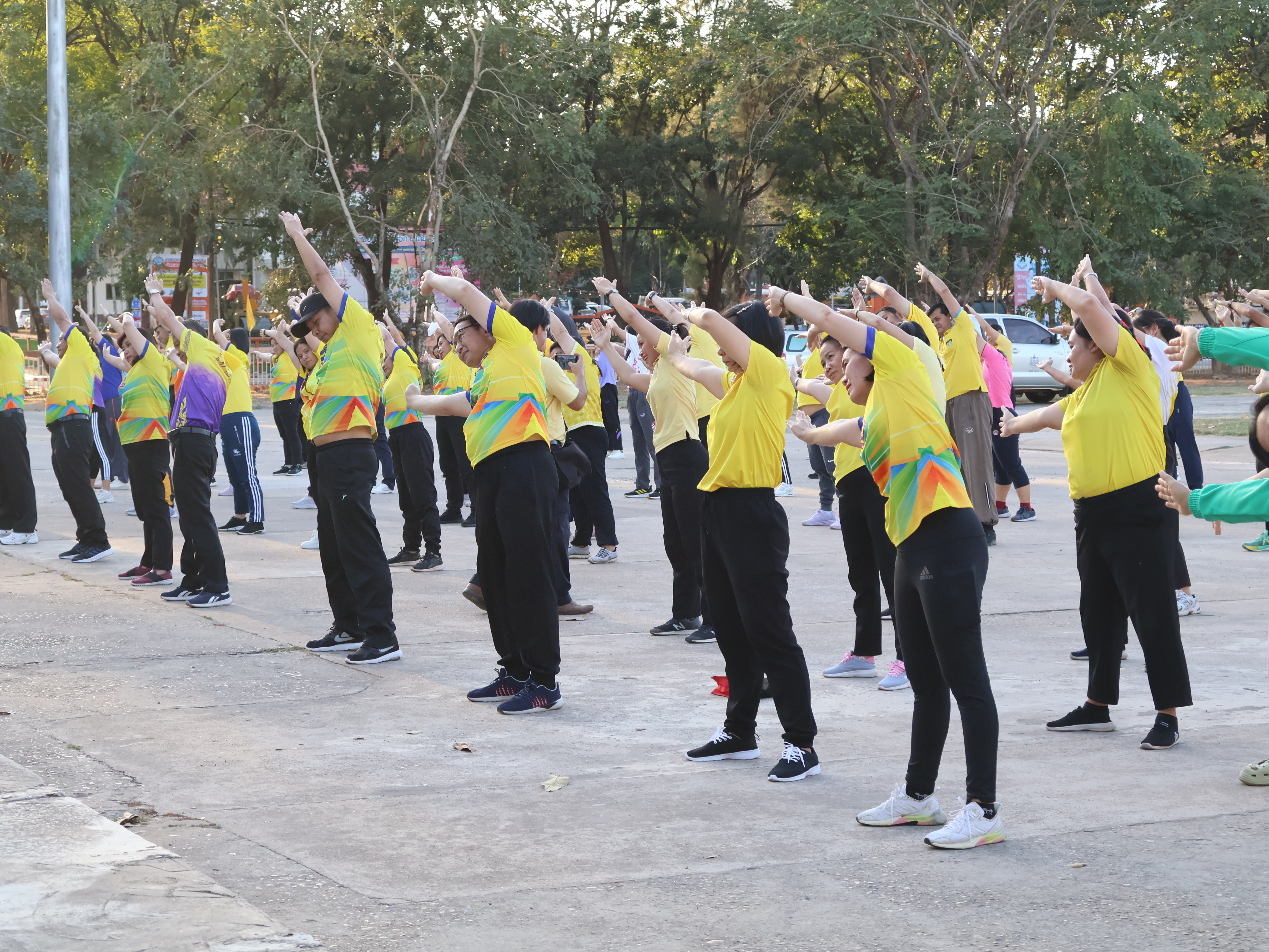 พช.นครพนม ร่วมกิจกรรม Exercise สร้างนิสัยออกกำลังกาย ทุกวันพุธ