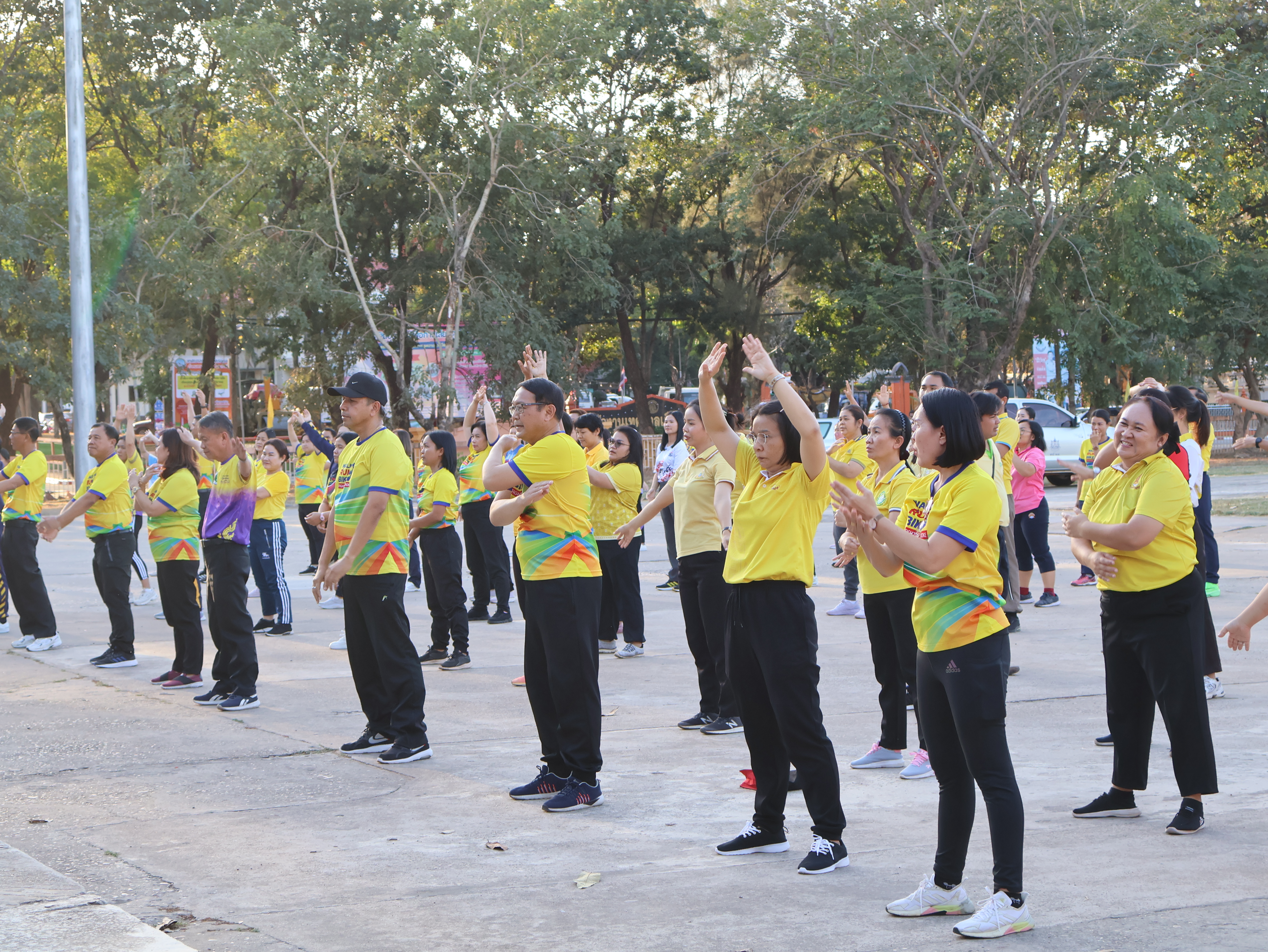 พช.นครพนม ร่วมกิจกรรม Exercise สร้างนิสัยออกกำลังกาย ทุกวันพุธ